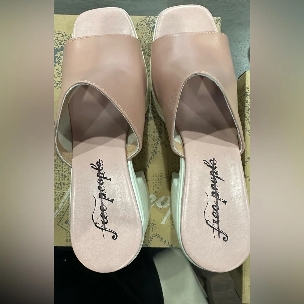FREE PEOPLE 'Zoe' Platform Slide Sandal in Pink Size 10/41